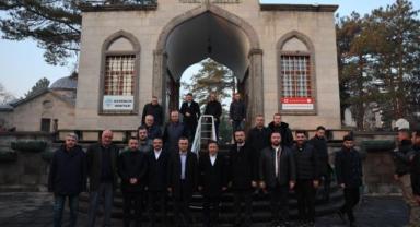 Vali Çiçek'ten Seyyid Burhaneddin-i Veli'ye rahmet