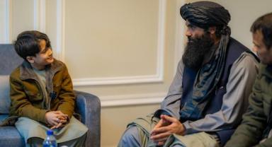 9 Yaşında 9 Dil Bilen Çocuğa Afganistan'dan Destek