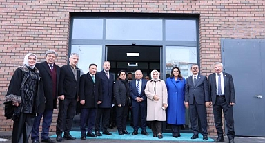 Başkan Büyükkılıç'tan Türkiye'ye Örnek Proje: Alzheimer Merkezi TBMM'den Tam Not