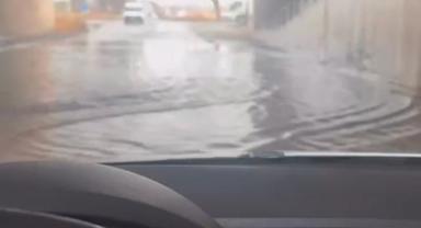 Buğdaylı’daki Alt Geçit Yağmurla Göle Döndü