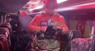 Göçmen Kaçakçılığı Operasyonunda 19 Kişi Yakalandı!