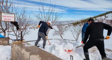 İncesu’da 500 Yıllık Kar Kuyuları Gençlerin Eliyle Yeniden Doldu