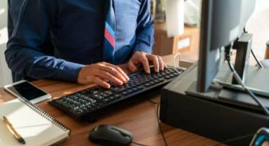 Kamuda istihdam edilen engelli memur sayısı 82 bini aştı