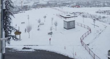 Kar Yağışı Kayseri’de Altyapı Maçlarını Durdurdu