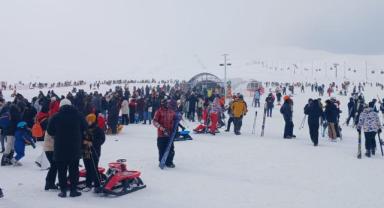 Karne Hediyesi Erciyes Kayak Merkezinde Yoğunluk