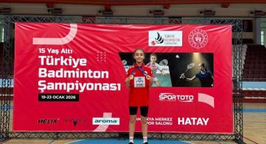Kayseri'de Badminton Şampiyonluğu:Altın Madalyayla Döndü