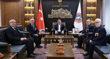 Kayseri Muharip Gazilerden Vali Çiçek'e Anlamlı Ziyaret