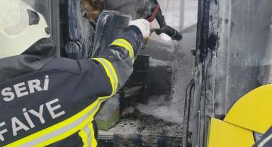 Melikgazi’de Otobüs Yangını Korkuttu, İtfaiye Müdahale Etti