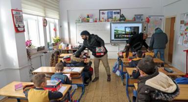 Talas Belediyesi’nden Öğrencilere Kış Yardımı