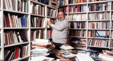 Umberto Eco’dan Ev Kütüphanelerine Çarpıcı Bakış