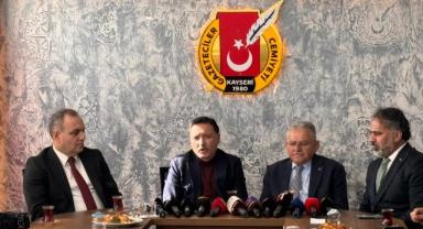 Vali Çiçek'ten Gazetecilere Anlamlı Mesaj:'' Bu Meslek Bir Sevda''