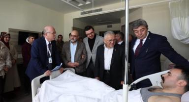 Başkan Büyükkılıç Ve AK Parti Milletvekillerinden Yaralı Polise Moral Ziyareti