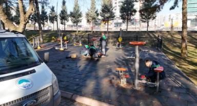 Büyükşehir, Park ve Bahçelerde Bakım Onarım Çalışmalarını Sürdürüyor