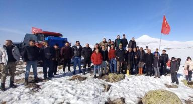 Develi'de Şamyelli Kayak Yarışı Neşeli Anlara Sahne Oldu