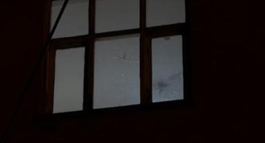 Kayseri'de Korku Dolu Anlar: 2 Katlı Bina Kurşunlandı