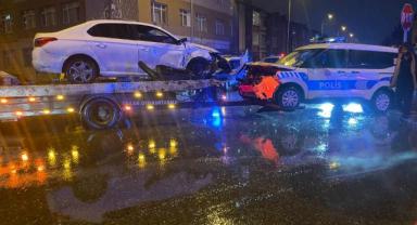 Kayseri’de Polis Aracıyla Çarpışan Otomobil Sürücüsü Yaralandı