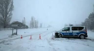 Kayseri-Malatya Yolu Yoğun Kar Nedeniyle Kapandı