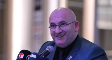 Okan Geçgel: Gazetecilik Onurlu Bir Meslektir, Helal Kazanç Tartışılamaz