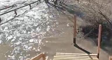 Özvatan Kano Merkezi Yüksek Debiden Etkilendi, Onarım Bekliyor