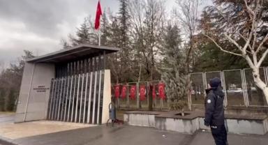 Şehit Komandolar Durağındaki Bayrak Yenilendi