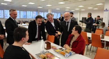 Başkan Özdoğan: “Her Zaman Gençlerin Yanında Olacağız”