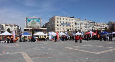 Kayseri’de Deprem Haftası’nda arama-kurtarma ekipleri halkla buluştu