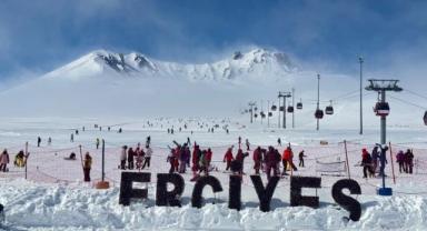 Kış Turizminin Gözdesi Erciyes'te Yabancı Turist Yoğunluğu