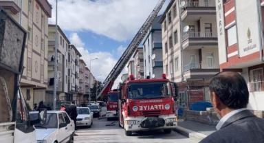 Melikgazi'de Apartman Bacasında Alevler Yükseldi