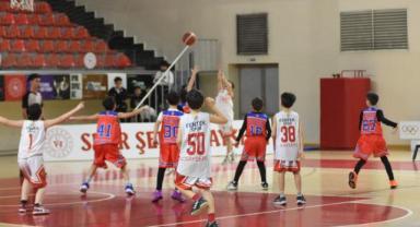 Minik Devler Parkede: U10’da Heyecan Sürüyor