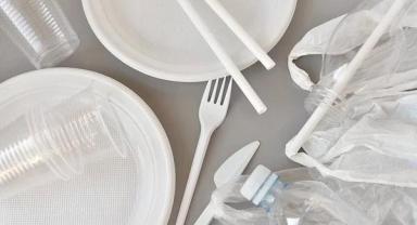 Tek Kullanımlık Plastik Ürünlere Tarih Verildi: Yasak Geliyor!