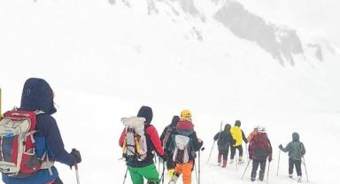 23 Nisan’da Zirve Tırmanışı