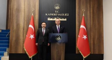 Çavuşoğlu’ndan Vali Çiçek’e Kayseri’de Ziyaret