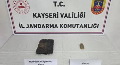 Deri Kaplı Tarihi Kitapla Yakalandılar: 2 Gözaltı!