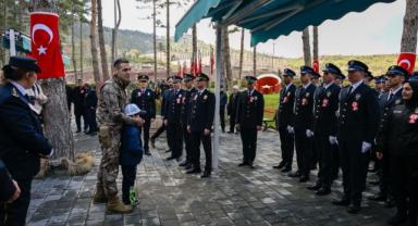 Kayseri Protokolü Ve Şehit Yakınları Anma Programında Buluştu