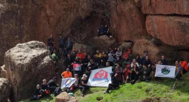 Yahyalı’da Doğa Tutkunları Zebil Şelalesi İçin Yürüdü