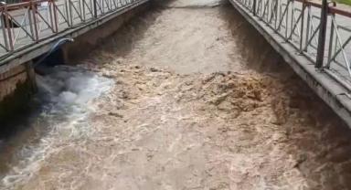 Yahyalı’da Yağış Etkisi Derede Debi Artışı Yaşandı