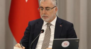Bakan Işıkhan: Gençlerin Kariyer Yolculuğuna Destek Veriyoruz