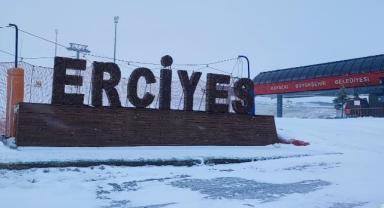 Erciyes’te Mayıs Sürprizi: Lapa Lapa Kar Yağdı
