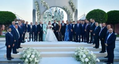 Femaş Ailesinin Mutlu Günü: Ayçıl Mamur ve Orhan Sinan Danışman Dünya Evine Girdi