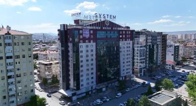 Kayseri'de dikkat çeken satış! Eski özel hastane binası 400 milyon TL'ye alıcı bekliyor
