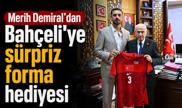 Merih Demiral'dan Devlet Bahçeli'ye Ziyaret